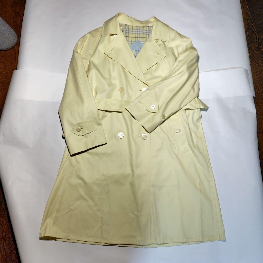 バーバリーダブルブレスト トレンチコート クリームイエロー