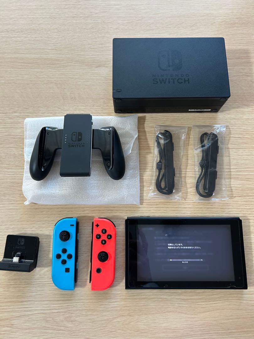 Nintendo Switch 本体 （別売り充電スタンド付）