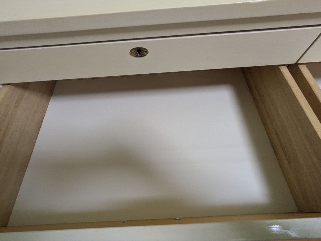 モモナチュラル　キャビネット