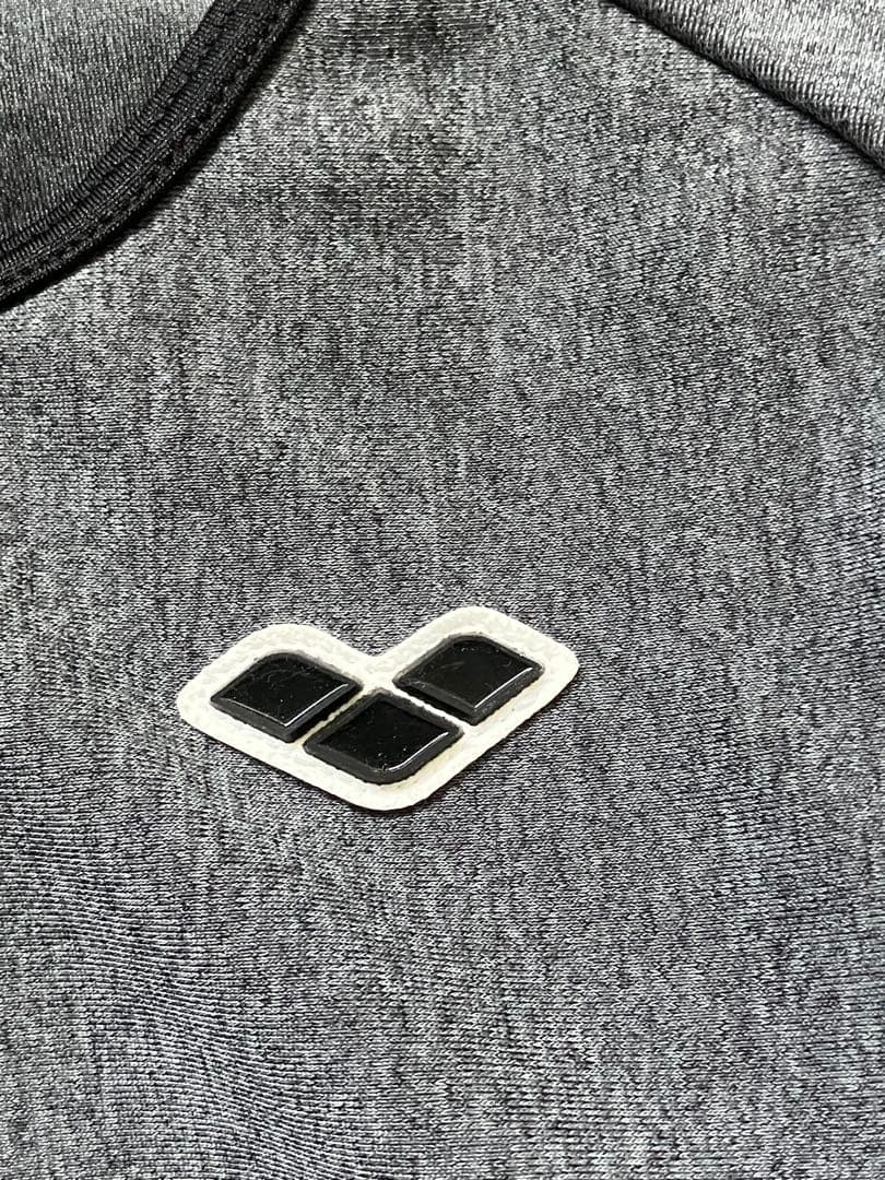 デサントとワコールコラボ　セパレート水着　新品未使用　値札付き　ウエストスッキリ