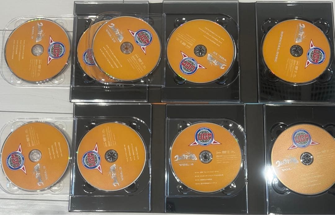 ウルトラマン80 COMPLETE DVD-BOX〈14枚組〉　中古