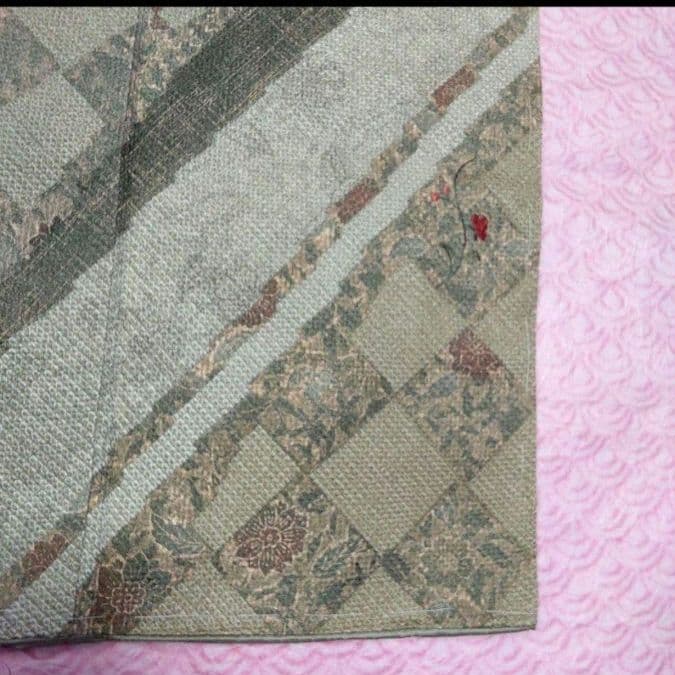 Color です。⭐❣️未使用手描き友禅総絞り柳鼠色地に辻が花描き訪問着