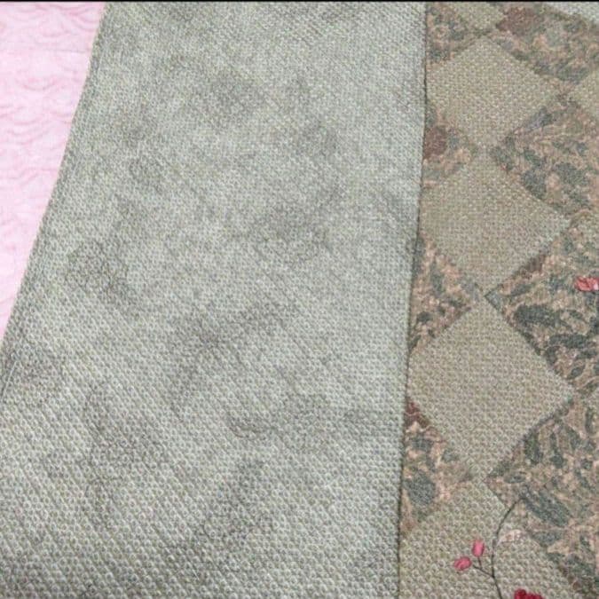 Color です。⭐❣️未使用手描き友禅総絞り柳鼠色地に辻が花描き訪問着