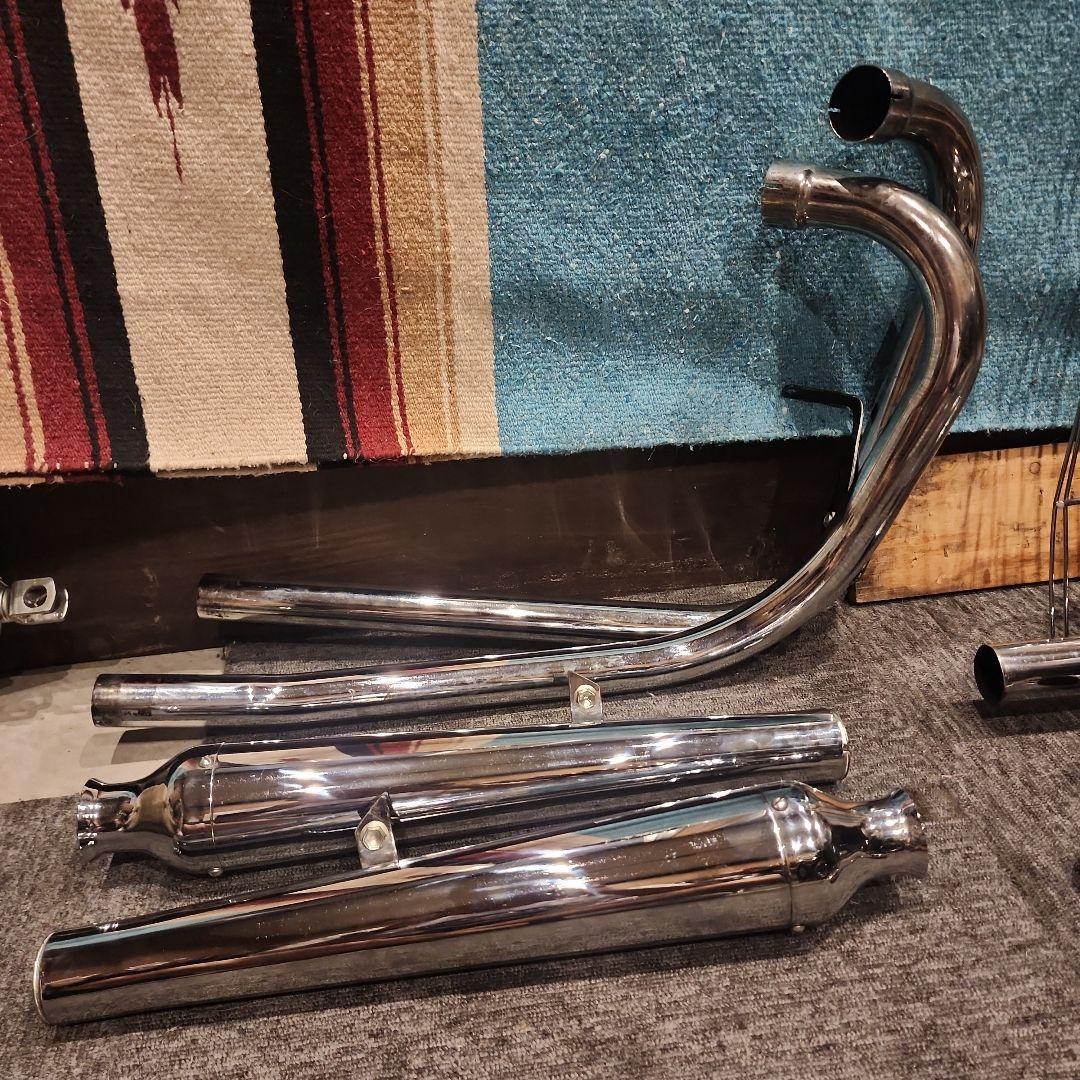 トライアンフ TR6 カクテルシェイカー マフラー