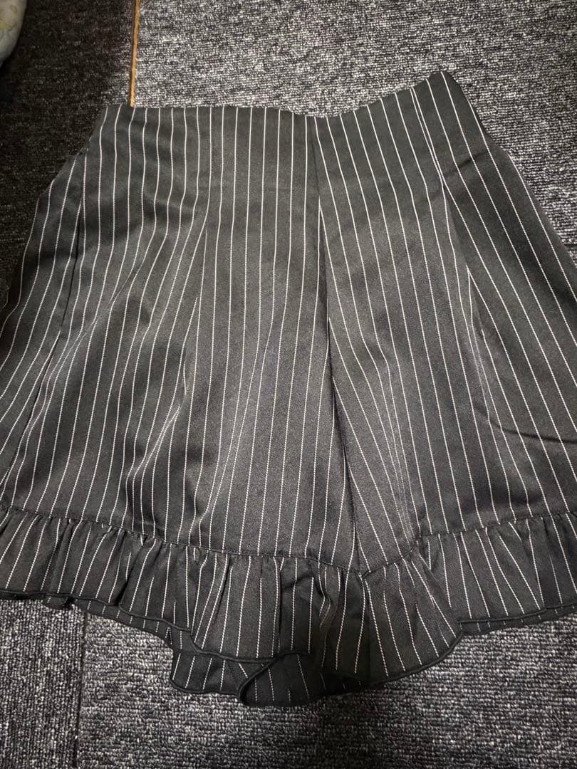 MARS クロス刺繍3段フリルセットアップ