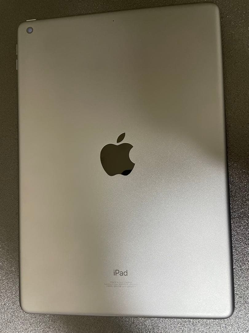 Apple iPad (第9世代) 64GB シルバー　A2602