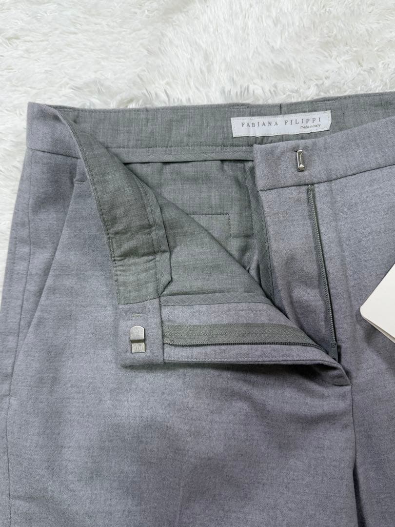 新品タグ付　ファビアナフィリッピ カシミヤ混テーパードパンツ