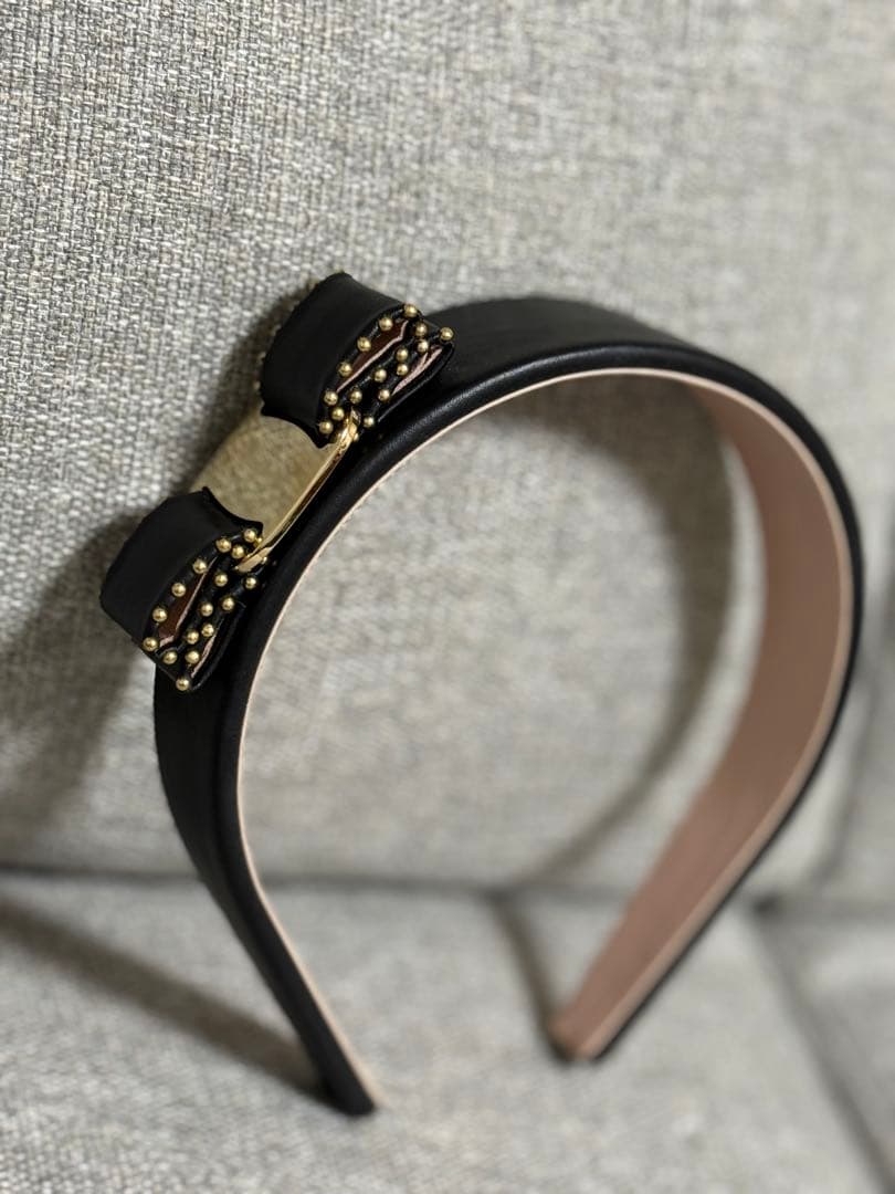 Ferragamo カチューシャ ヘアバンド