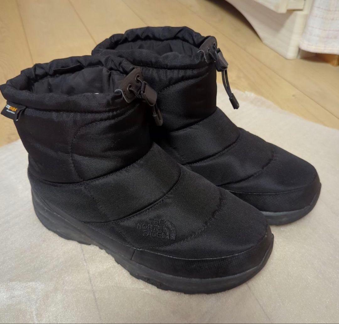 靴 Nuptse Bootie WP VII Short ARCTIC GRIP