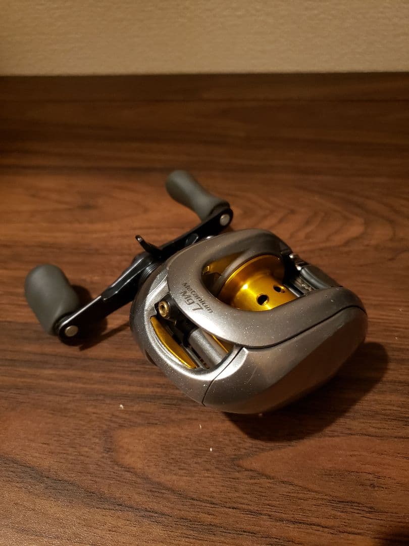 中古良品シマノ　07メタニウムmg7右巻き