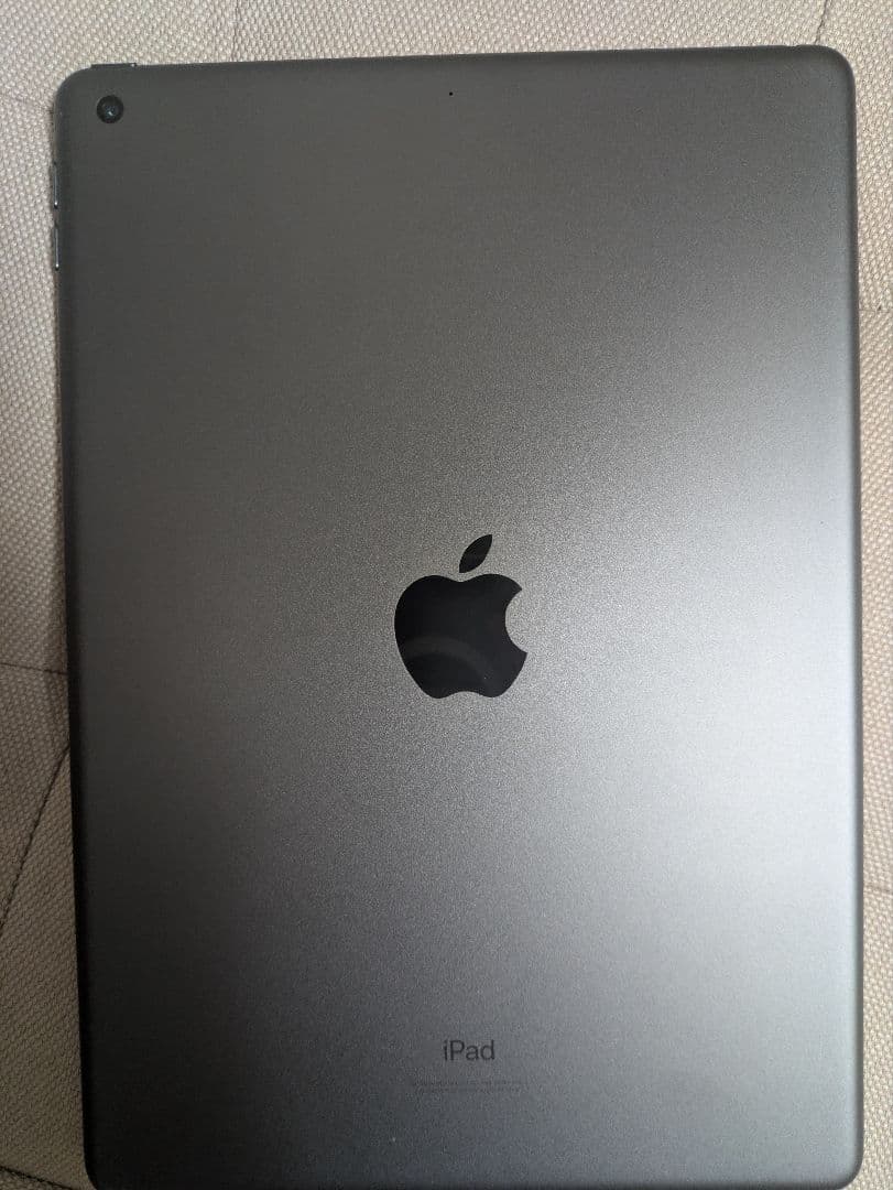 iPad 9 10.2スペースグレー256GBwifiモデル初期化済み充電器付き