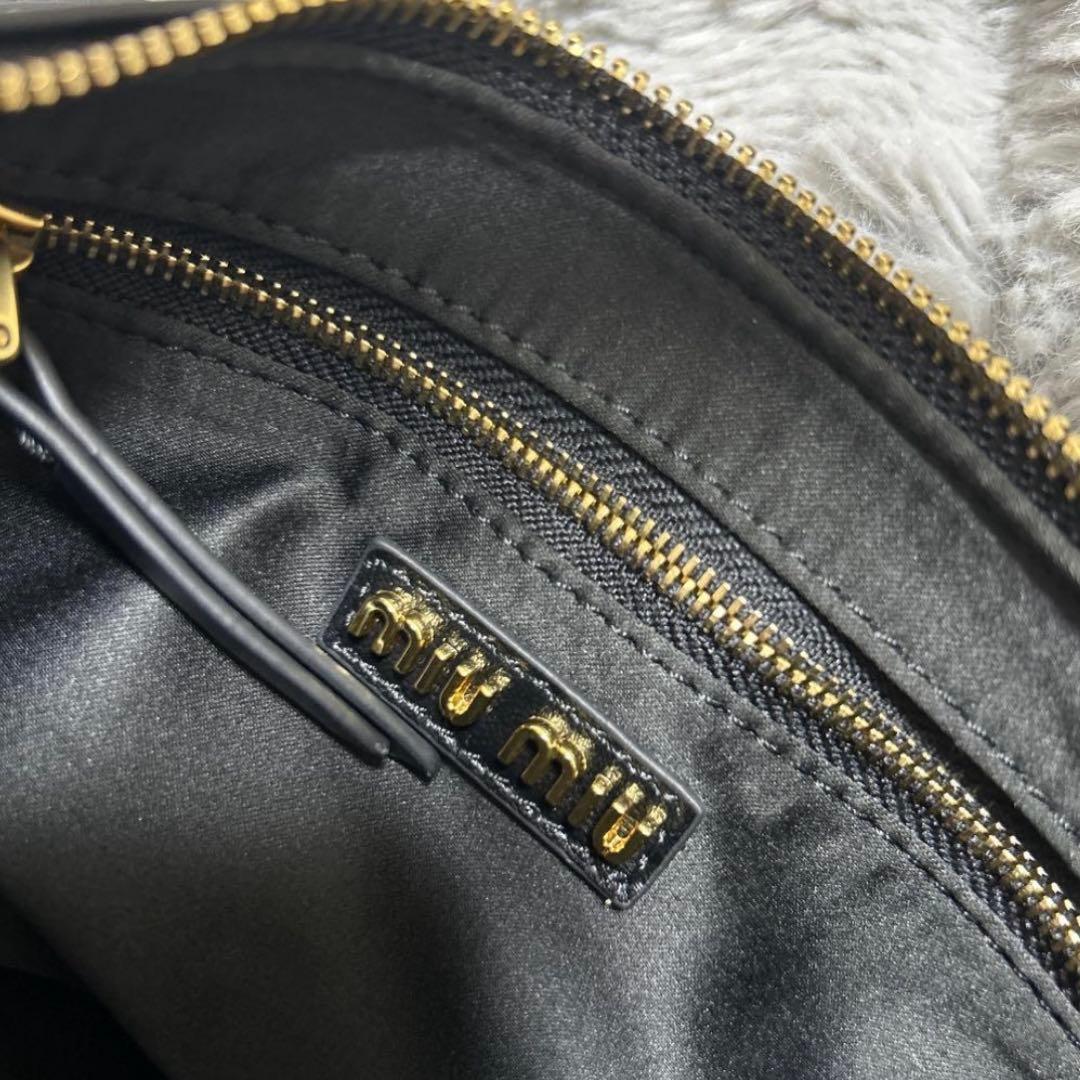 1月中のみ限定値下げ MIUMIU ミュウミュウ ポケットバッグ