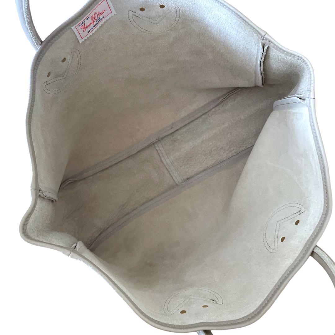 美品　ヤングアンドオルセン　エンボスレザーワイドトート　トートバッグ　ベージュ