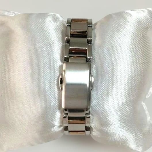 CITIZENシチズン xCクロスシー エコ・ドライブ電波時計 ハッピーフライト