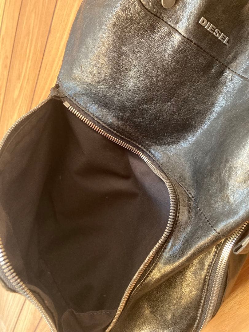 週末SALE DIESEL 黒 レザー リュック・バックパック