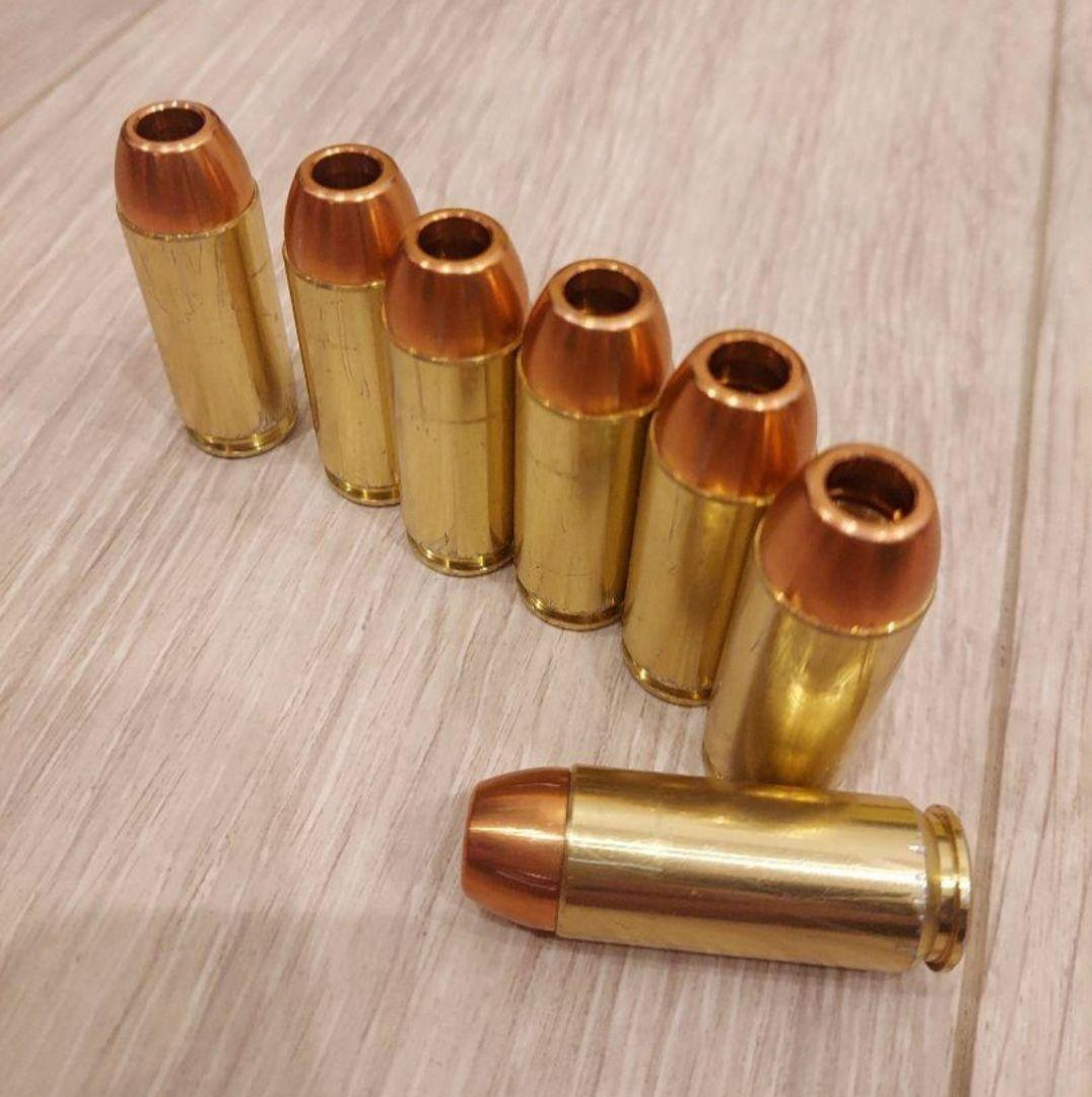 タナカ デザートイーグル 50AE 本体と弾薬カートリッジ