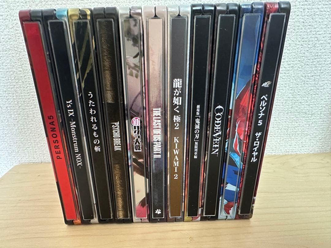 スチールブック　各11本