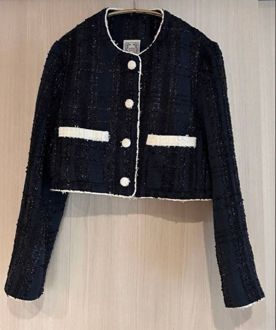 トゥエンティーズ TNEWTIES クロップドラメジャケット NAVY Sサイズ