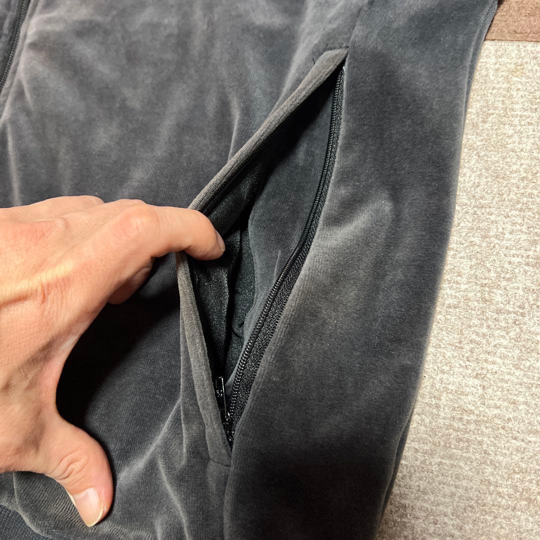 アディダス ベロアセットアップジャージ ベロアパンツ 黒ブラック 刺繍 常田大希