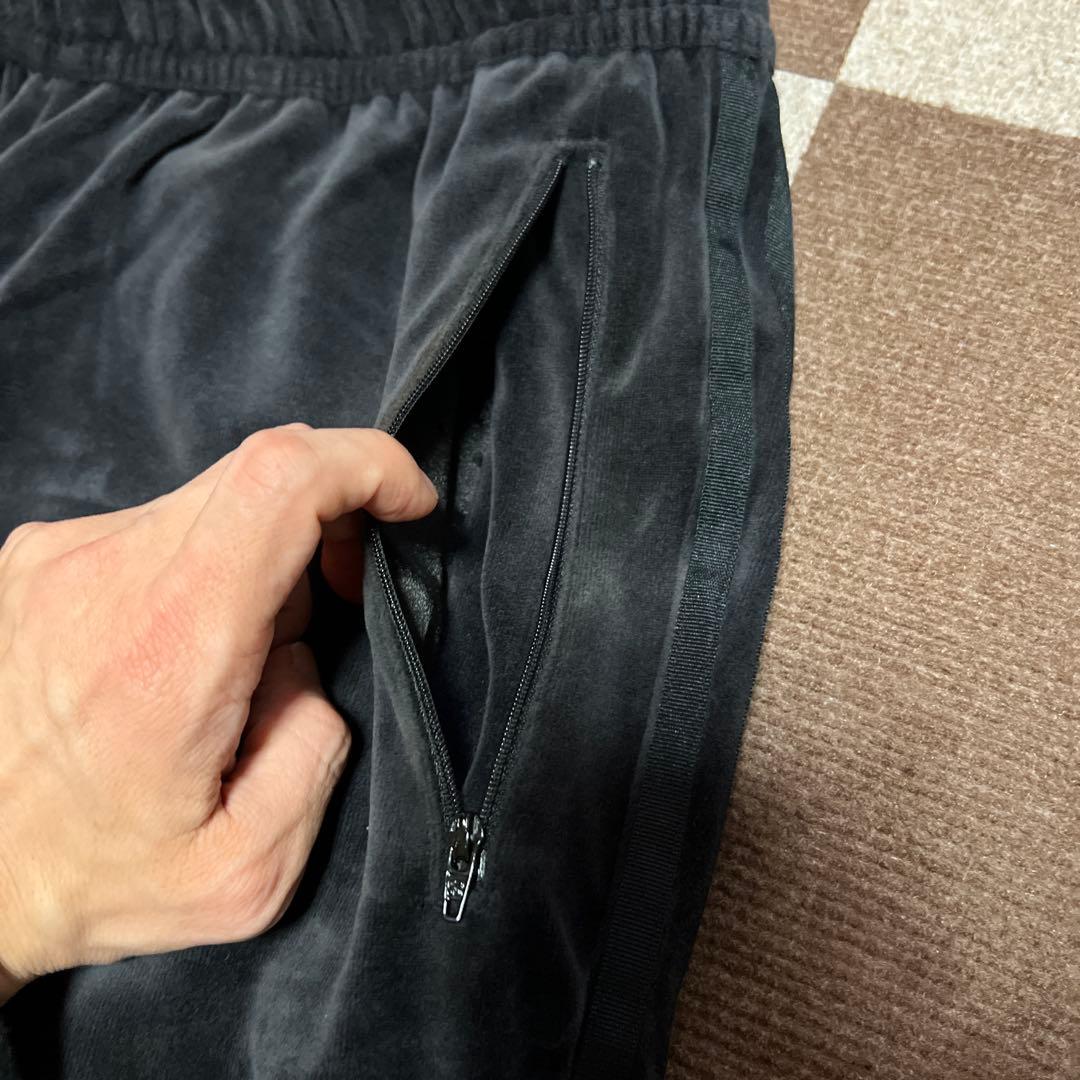 アディダス ベロアセットアップジャージ ベロアパンツ 黒ブラック 刺繍 常田大希