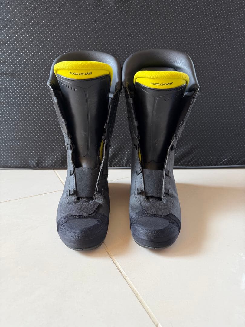 Salomon S/RACEスキーブーツ 130