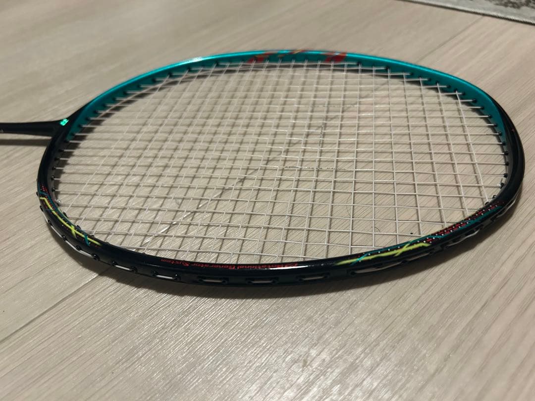 バドミントンラケット ヨネックス アストロクス 88s