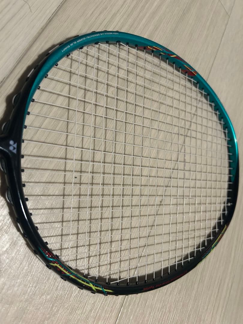 バドミントンラケット ヨネックス アストロクス 88s