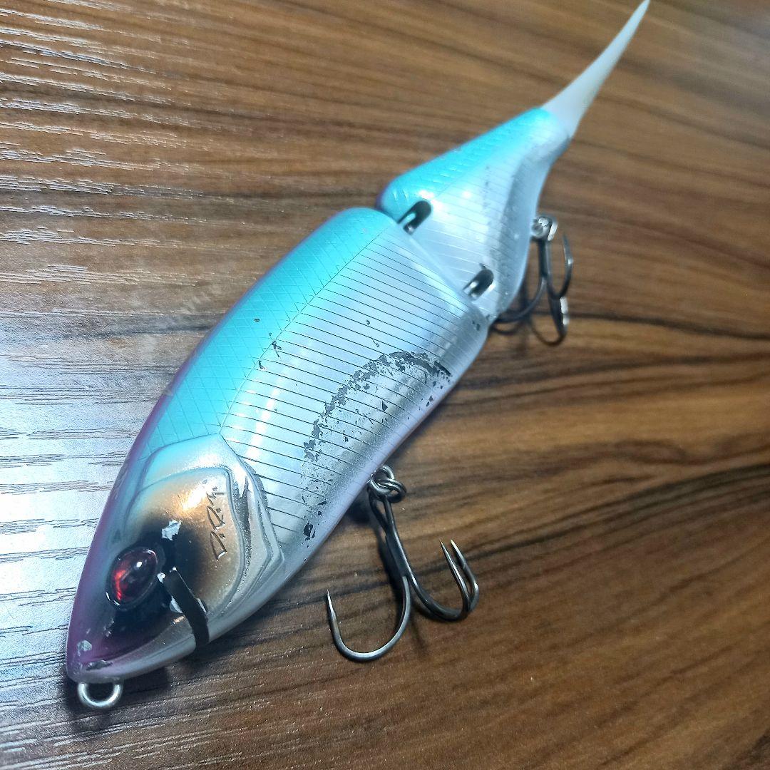 タッキータイニークラッシュ 、TRIBE WEED vr2、リップ、テール