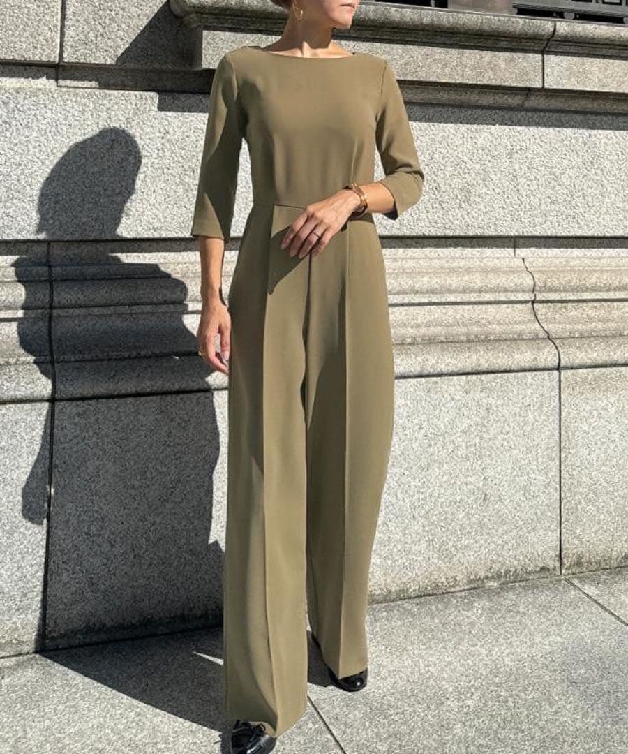 JENNE 美シルエットオールインワン