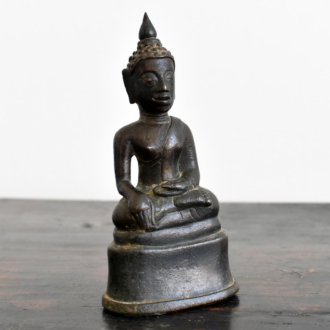 タイ北部15〜16世紀頃ラーンナー美術チェンセン・ファン青銅仏 金銅仏 ブッダ