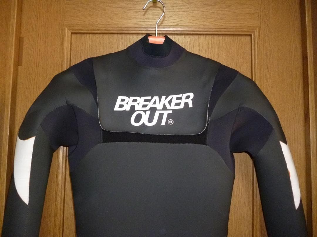 BREAKER OUT（ブレーカーアウト）ノンジップ セミドライ！送料込み