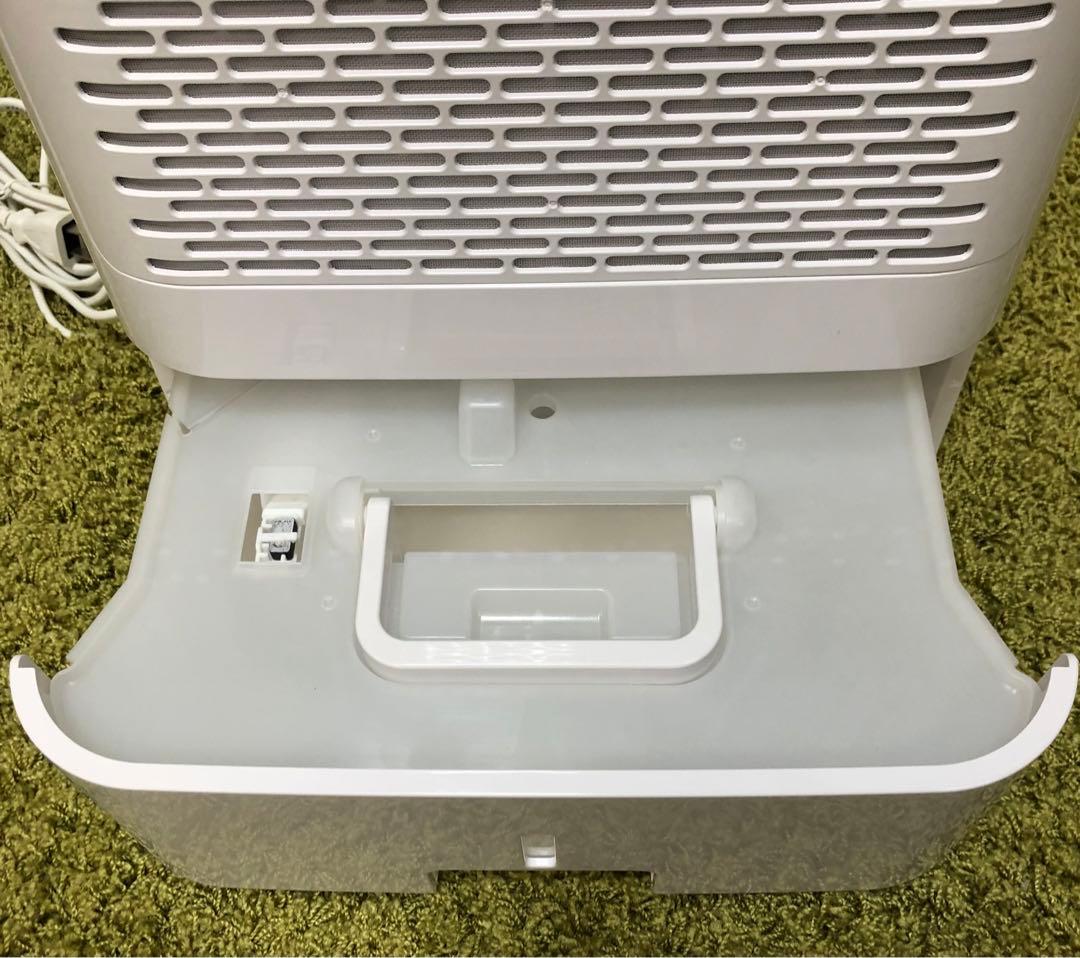 【美品】アイリスオーヤマ　衣類乾燥除湿機 IJD-K80-W