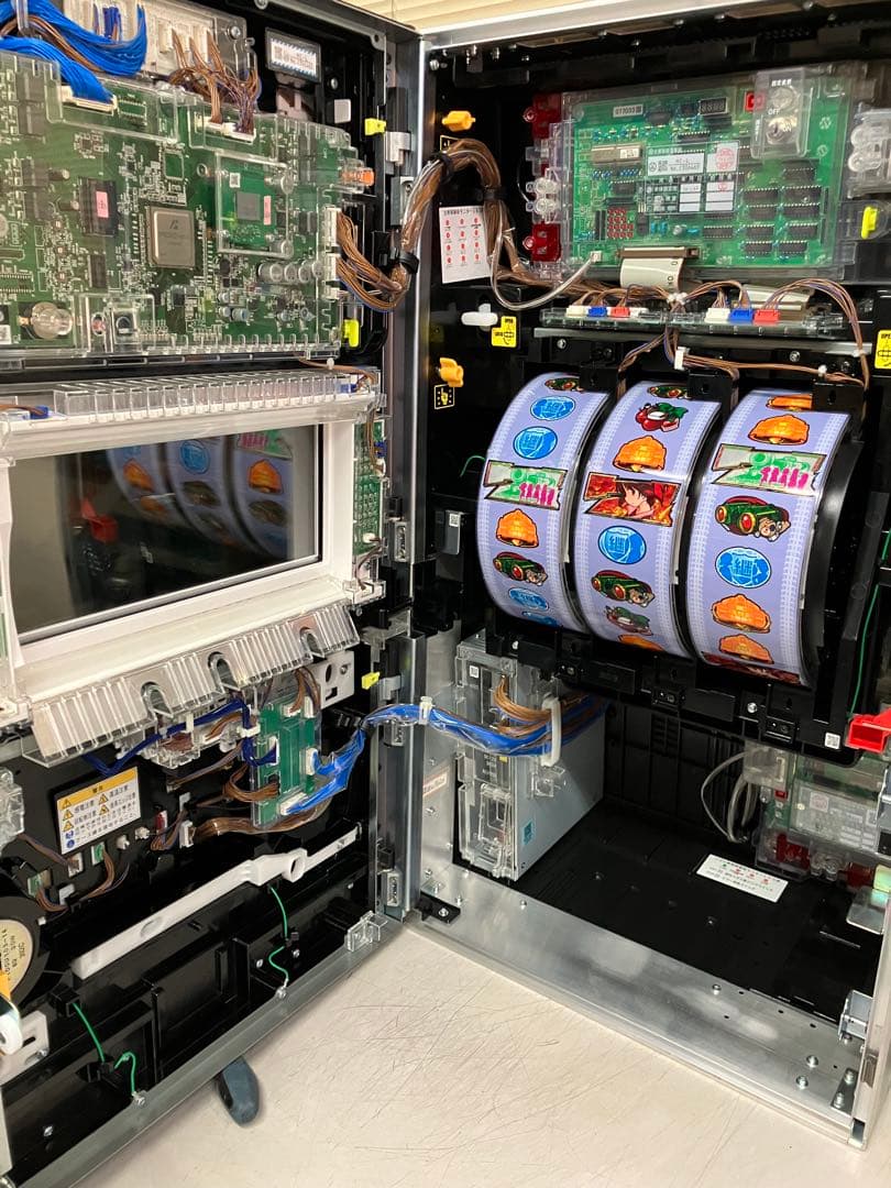 売約済み　パチスロ実機　Lガールズ＆パンツァー最終章H1　スマスロユニット付き