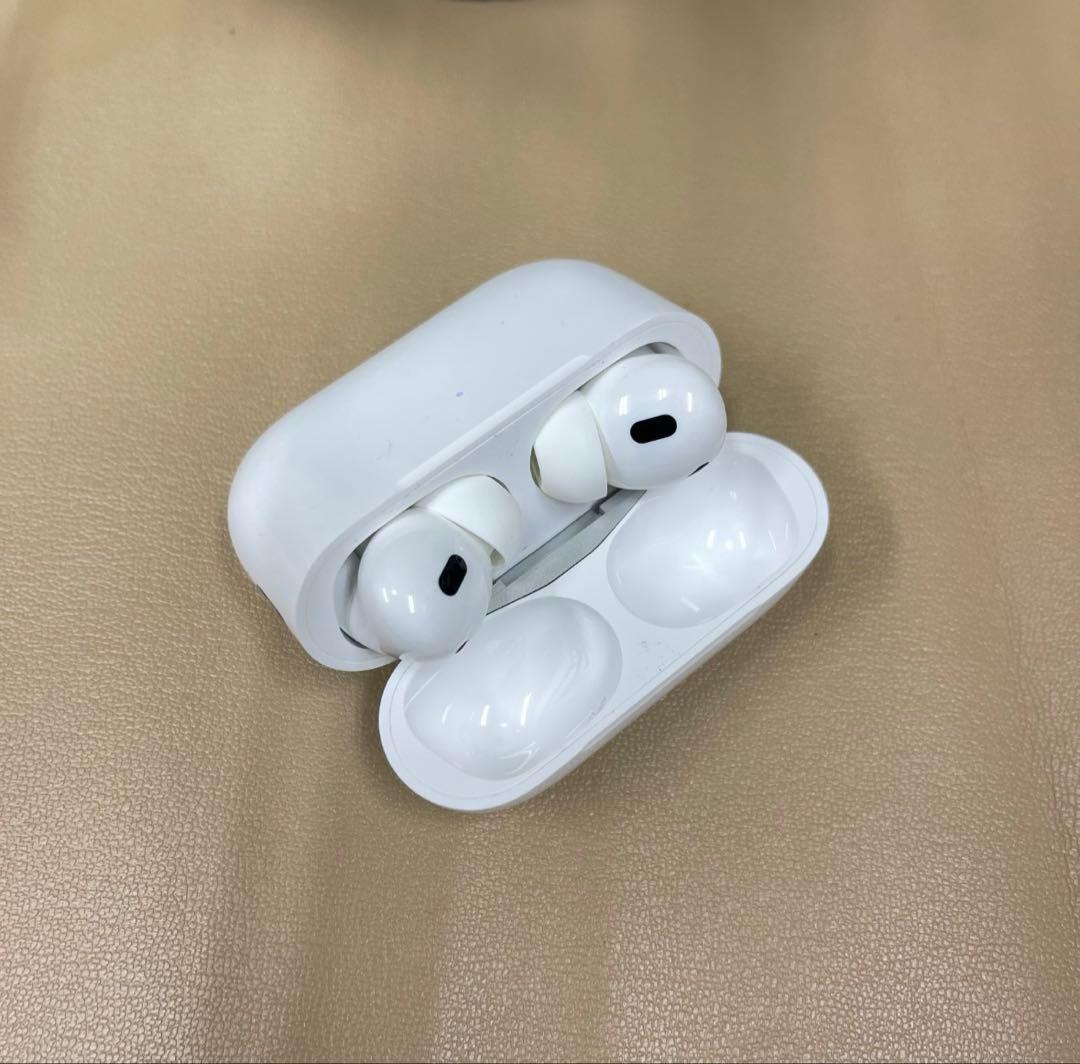 【かいちゃん専用】AirPods Pro 第2世代 本体 ホワイト