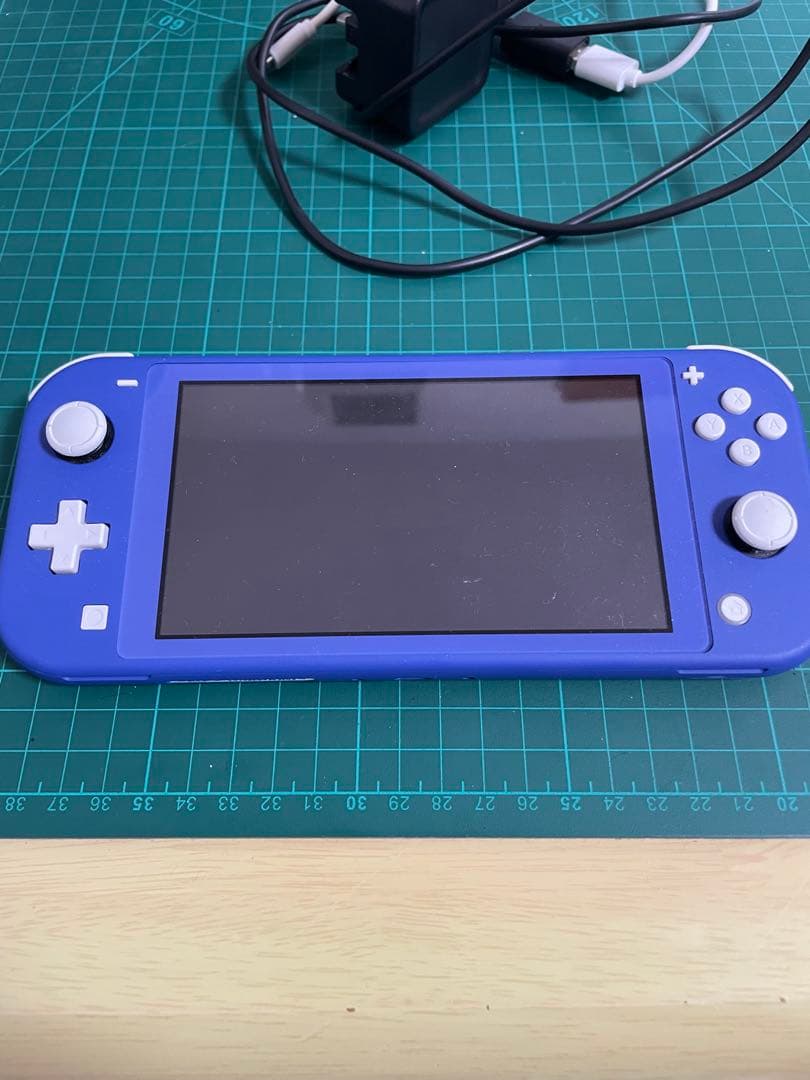Nintendo Switch Lite 青 ACアダプター付き