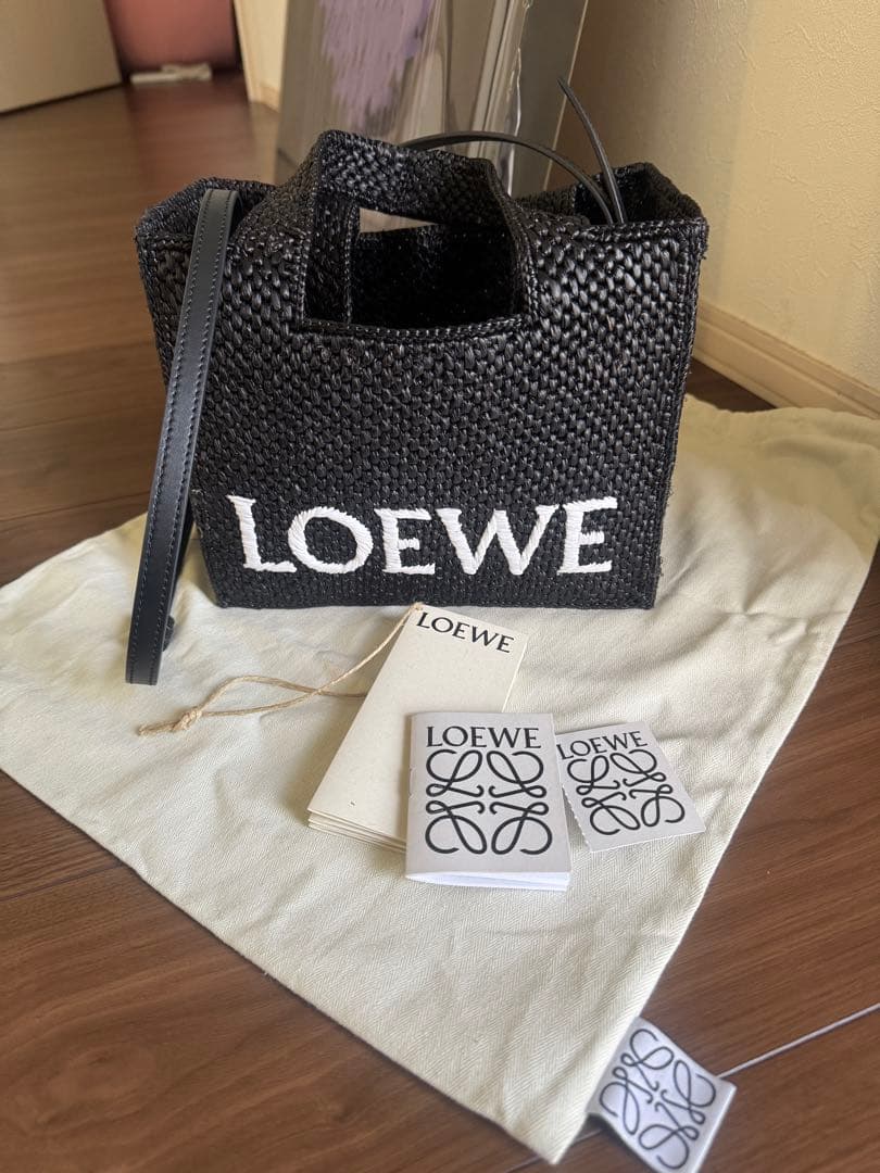 LOEWE かごバッグ　フォント　トート　カゴ　ショルダー　黒