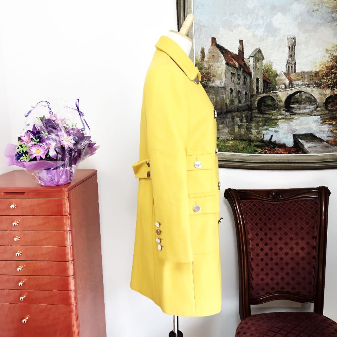 美品　GUCCIグッチ　ウール　ダブルブレスト　コート　イエロー　シルバー　ロゴ