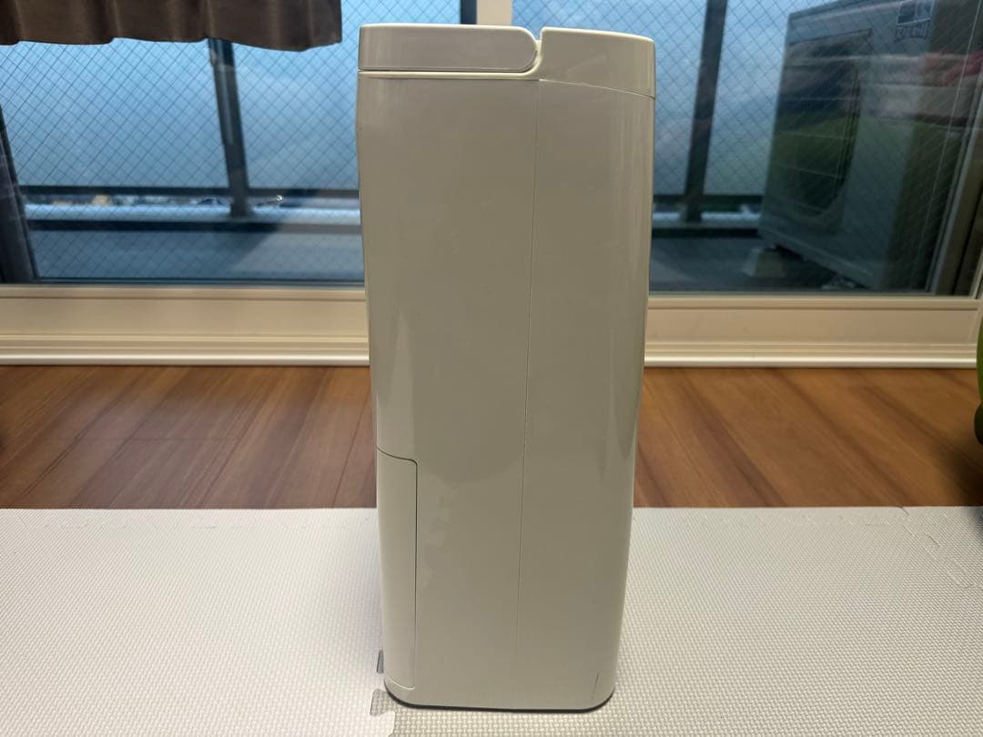 衣類乾燥除湿機 DCE-6515ホワイト タイマー機能付き 2020年製