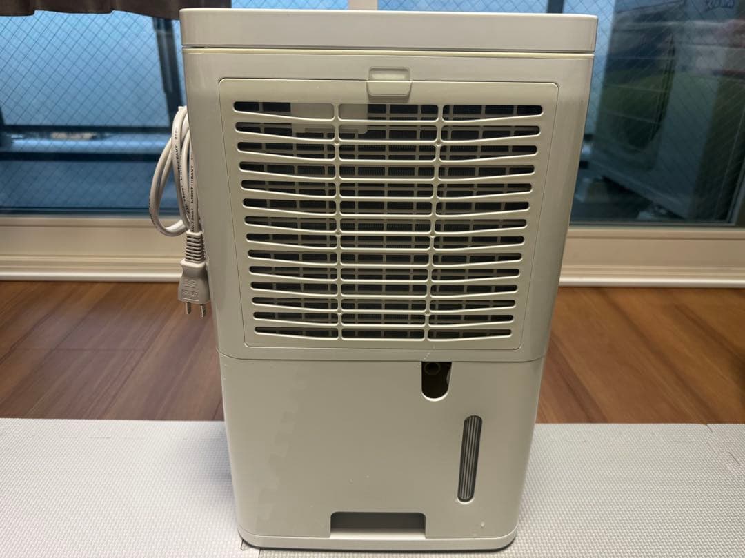 衣類乾燥除湿機 DCE-6515ホワイト タイマー機能付き 2020年製