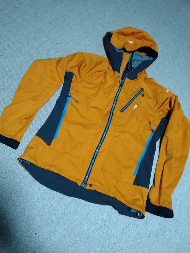 PeakPerformance ソフトシェル　ツアー　ROND? Mサイズ　上下