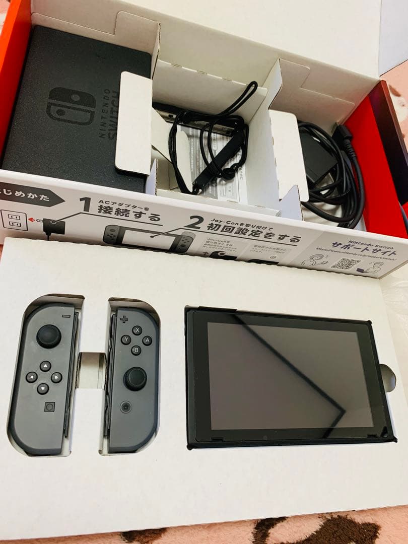 NINTENDO SWITCH 箱有　使用少ない