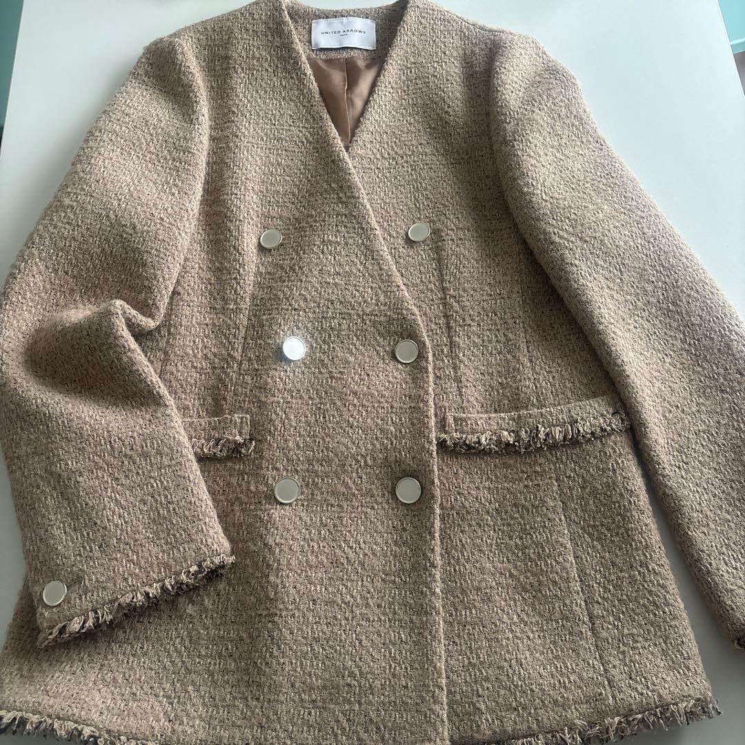 UNITED ARROWS ノーカラージャケット 38 ベージュ