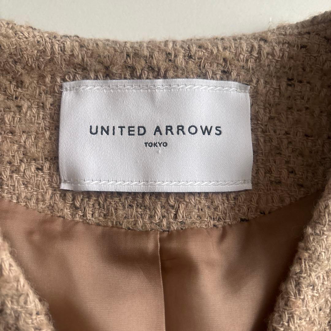 UNITED ARROWS ノーカラージャケット 38 ベージュ