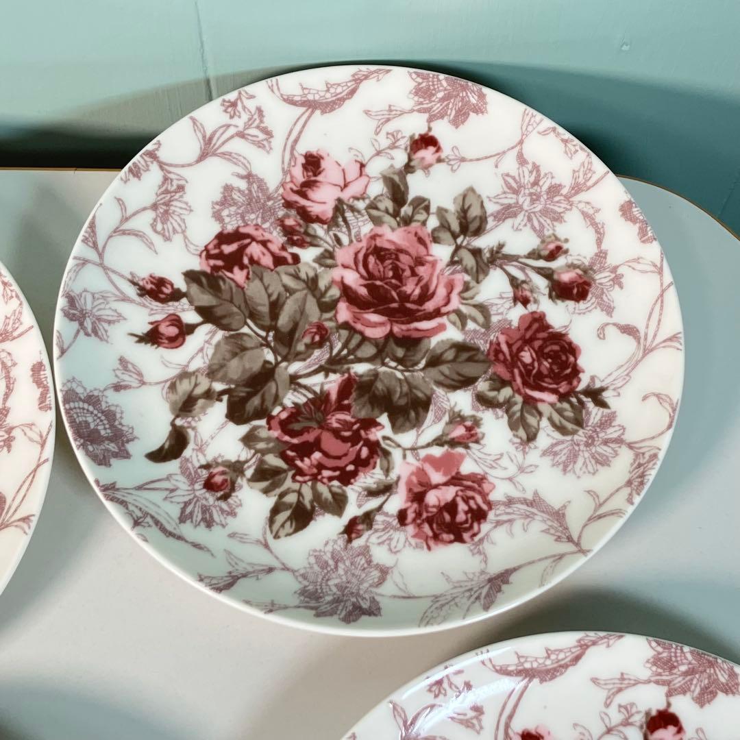 レストローズ　カップ&プレート　食器8個セット✨