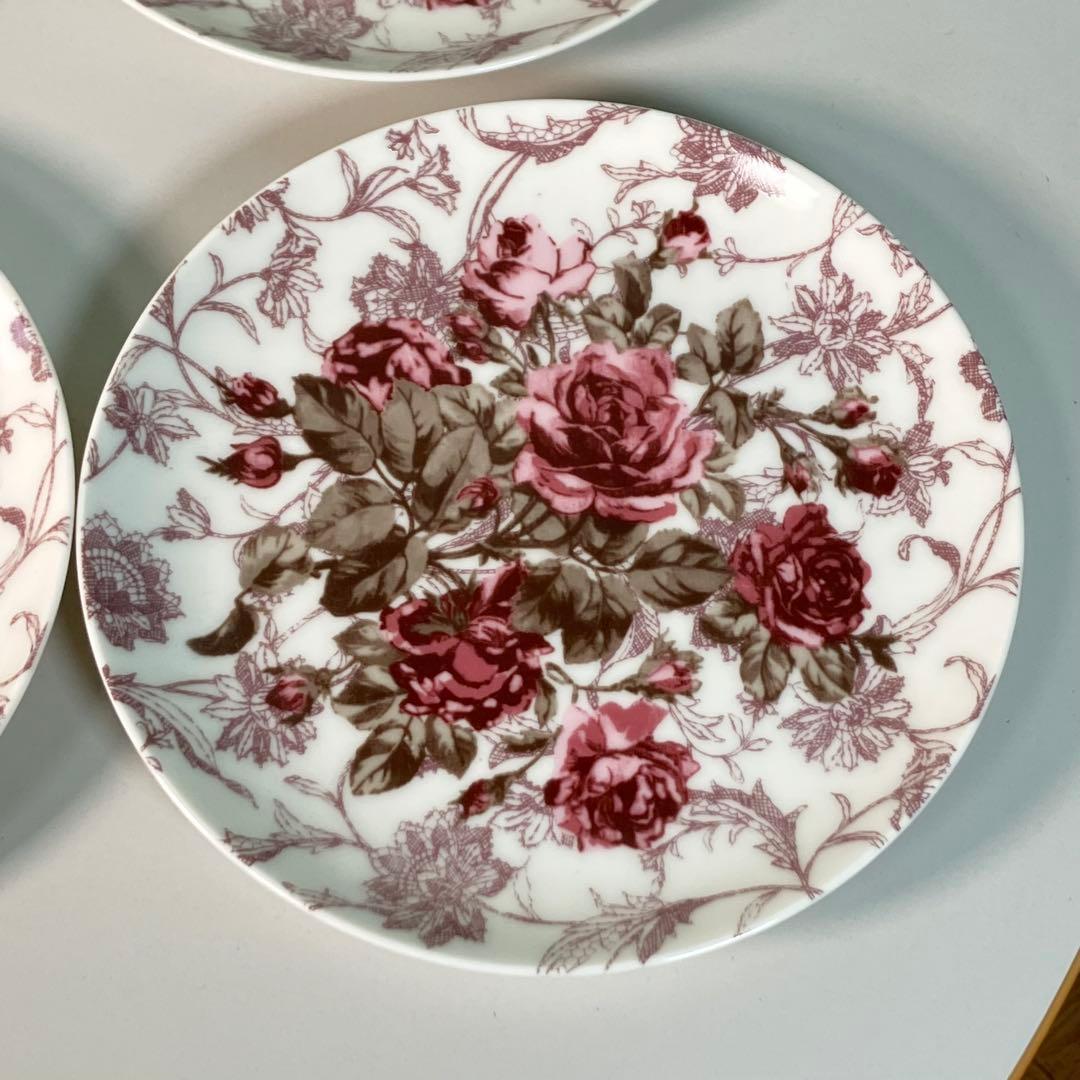 レストローズ　カップ&プレート　食器8個セット✨