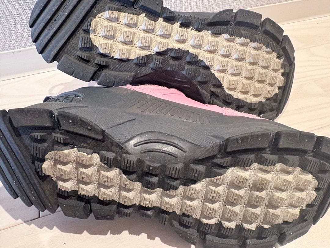 ナイキ　ウィメンズ　ズーム　ボメロ　ローム　24.5