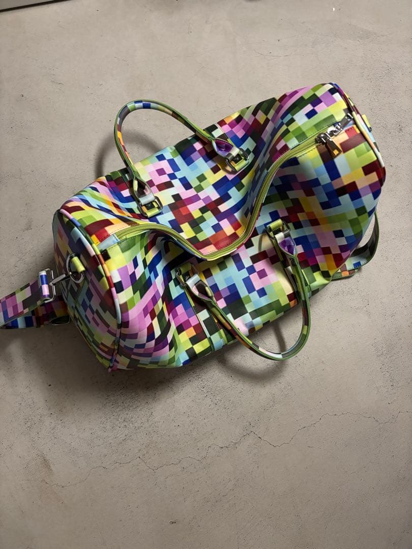 Lilonesock ピクセル ボストンバッグ