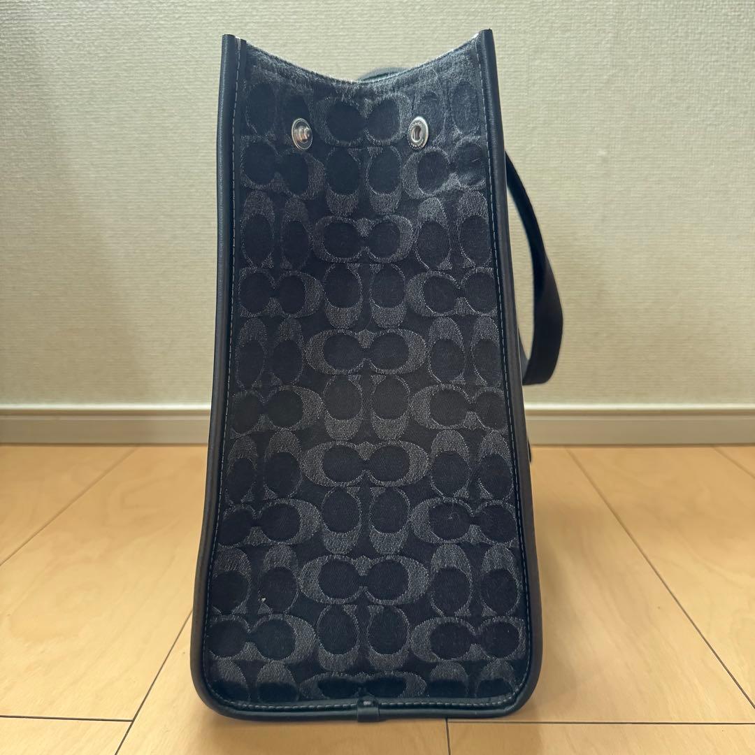 Coach ブラック スミス ラージ トート バッグ・シグネチャー デニム