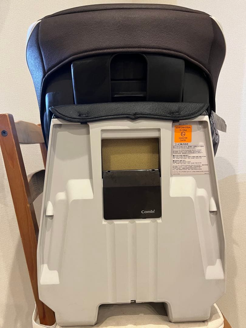 Combi チャイルドシート ネルームlite ef