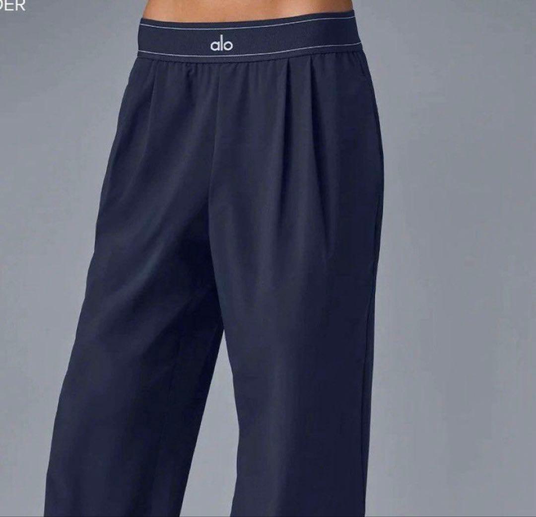 新品　Alo yoga　ヨガ　パンツ　トラウザー　ネイビー　Sサイズ　アローヨガ